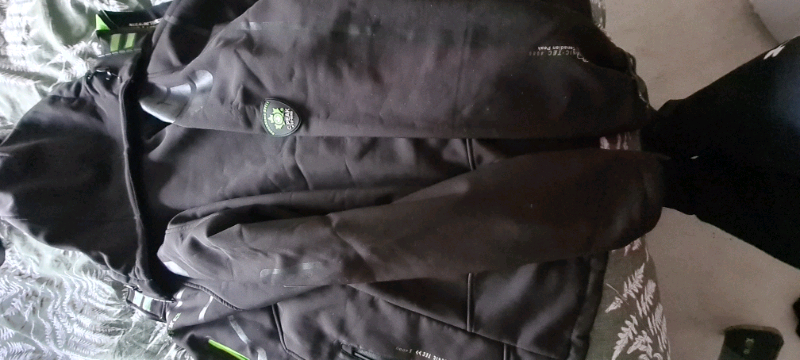 canadian peak ski jacket